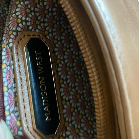 Madison west over the shoulder purse - Picture 4 of 5